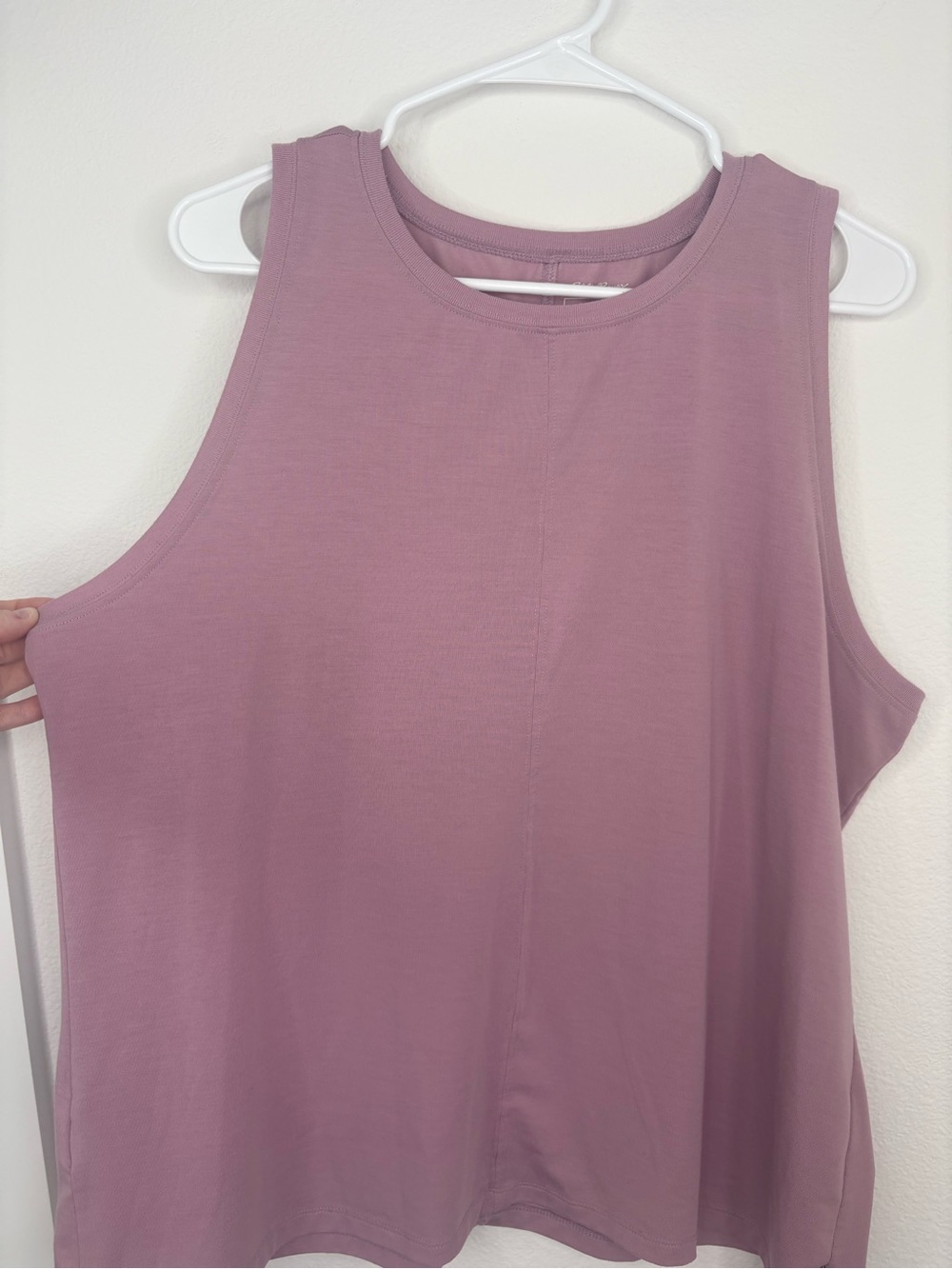 Eddie Bauer Women’s Mauve Lightweight Tank Top